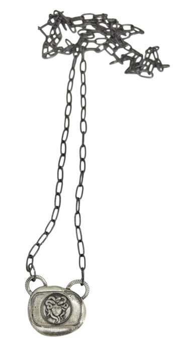 modern medusa - unbroken pendant